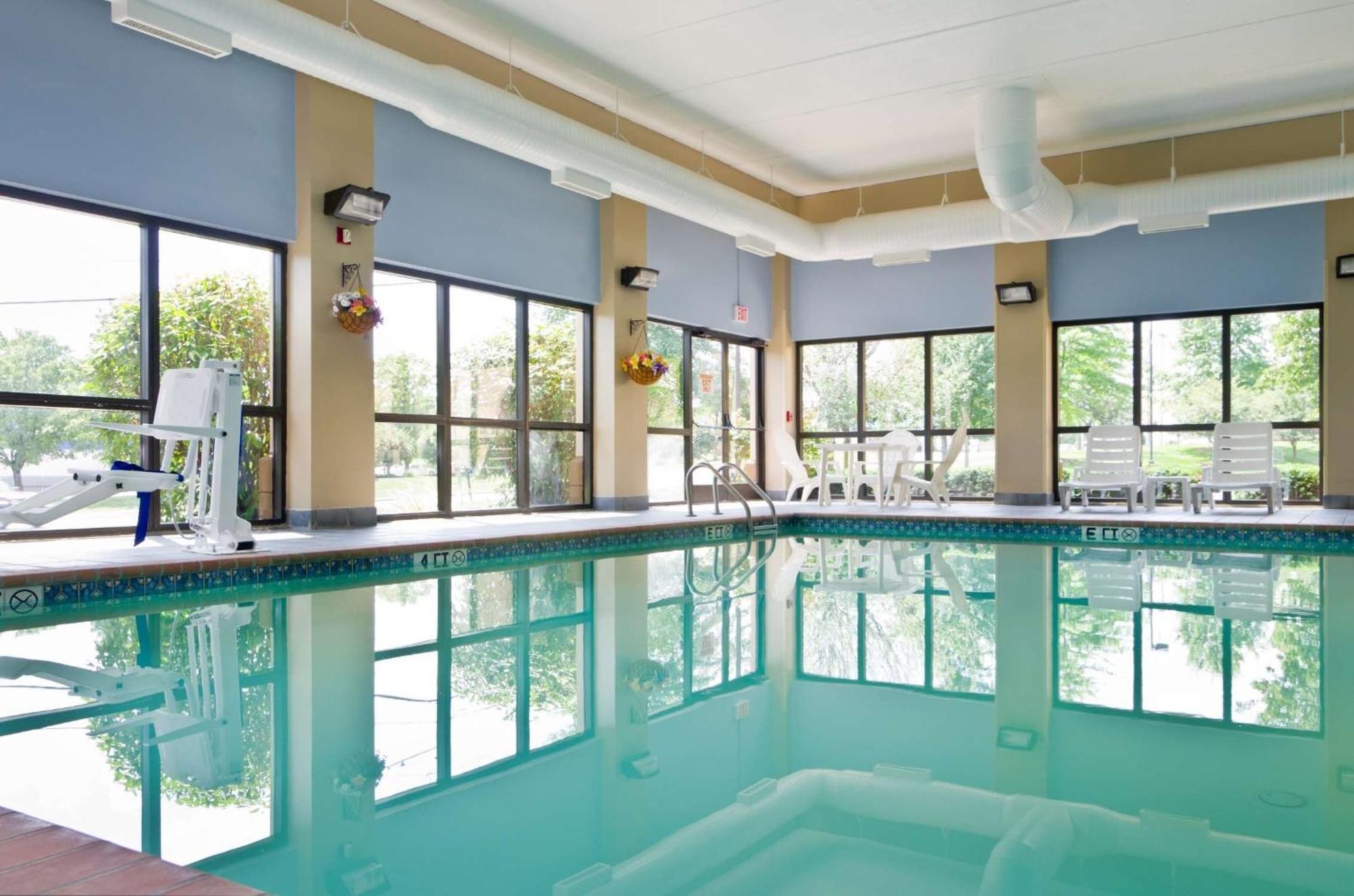 Hampton Inn Wooster Kültér fotó