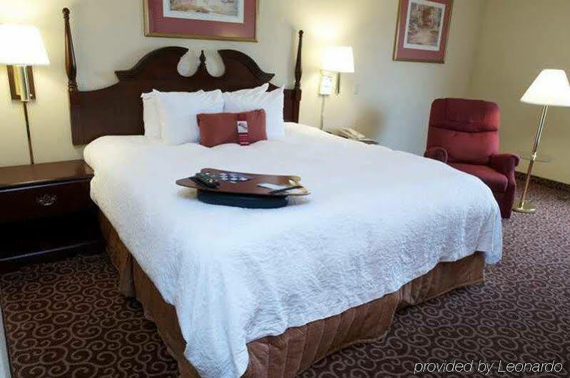 Hampton Inn Wooster Kültér fotó